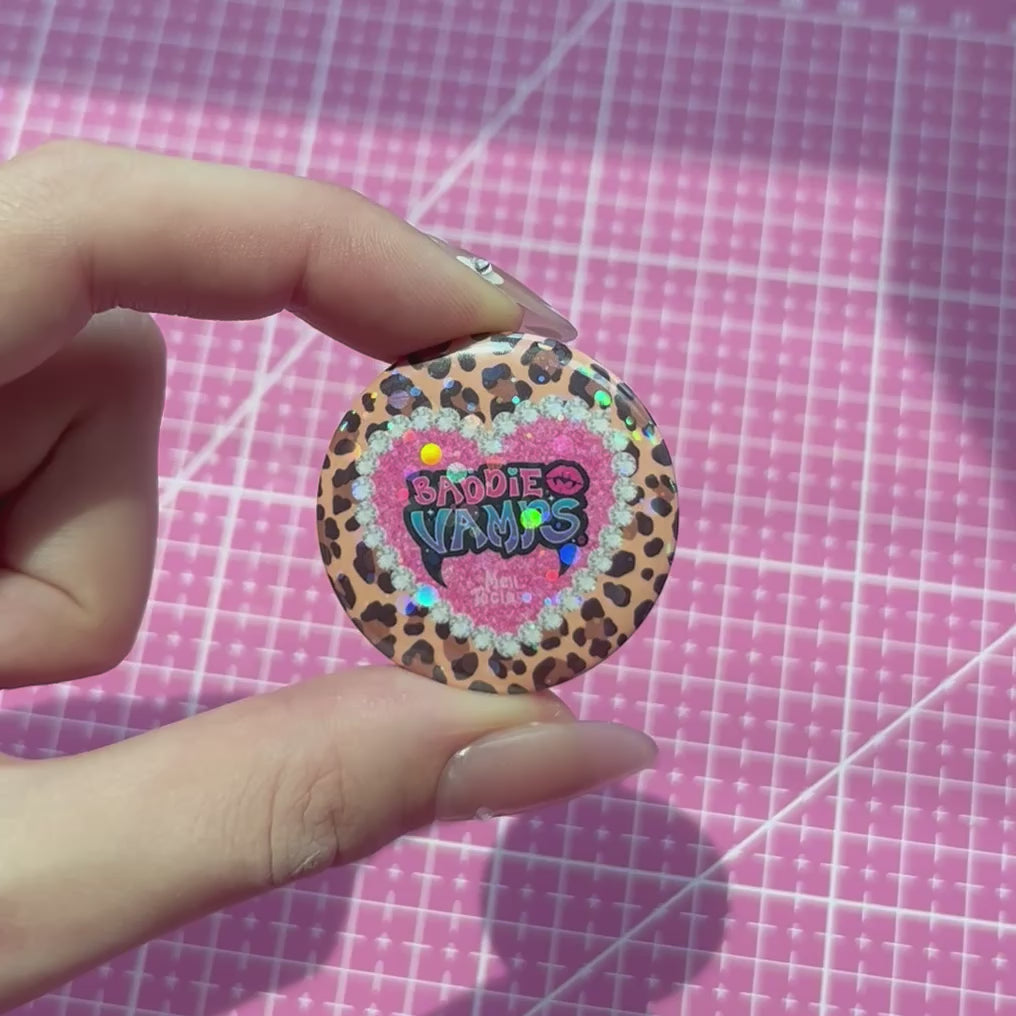 Lola Night Button Pins ✦